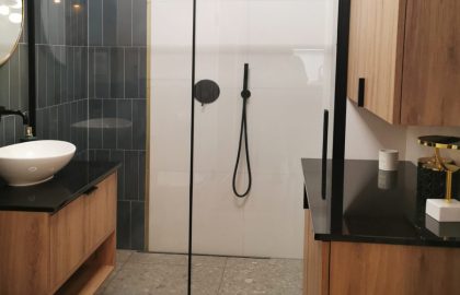 elegancka-lazienka-mlodej-singielki-gdynia-gdansk-sopot-trojmiasto-art-deco-900x1200